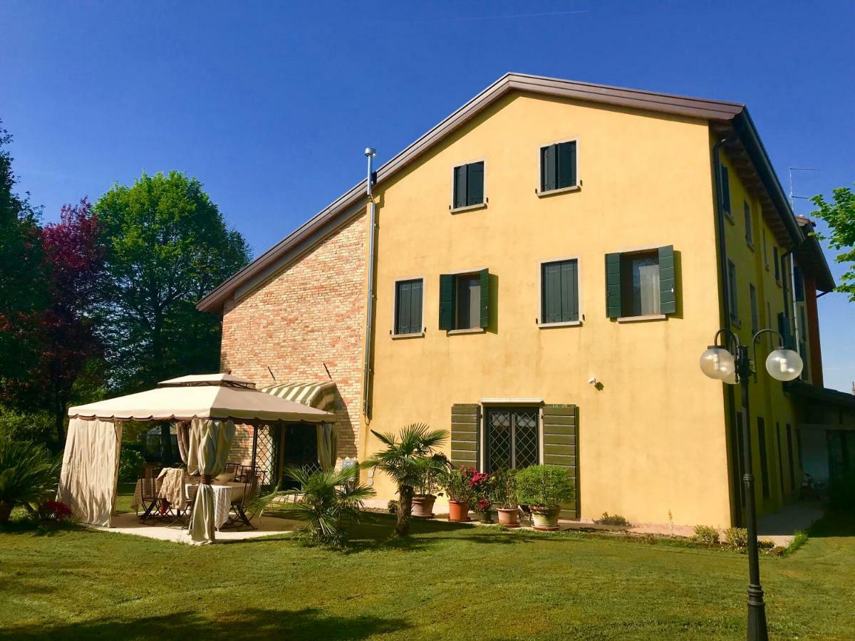 Bed and Breakfast Al Vecchio Fienile San Michele al Tagliamento Esterno foto